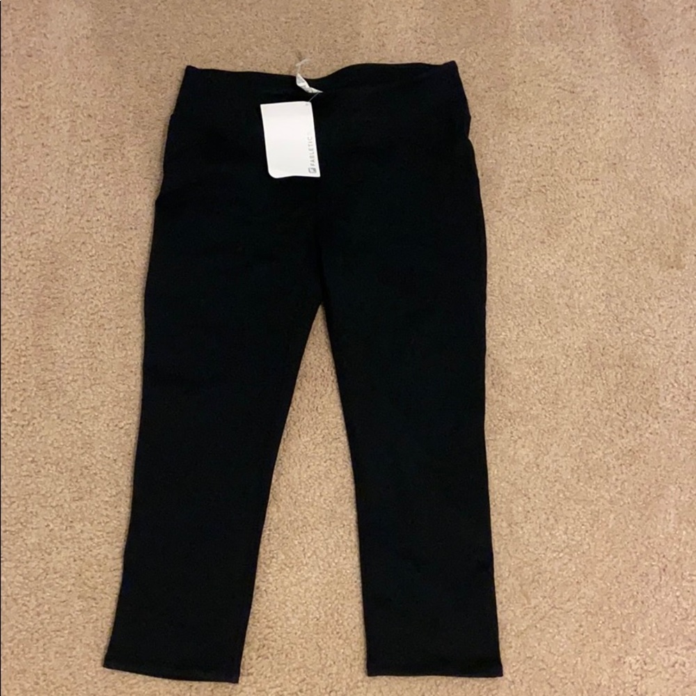 Fabletics capri leggings small NWT